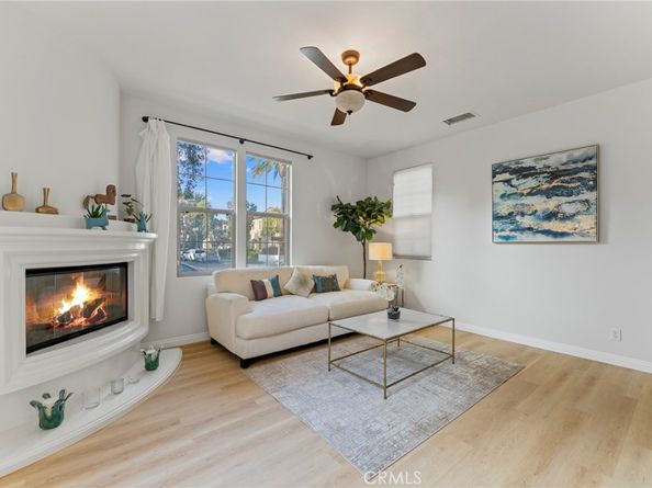 102 Spanish Lace, Irvine CA 92620