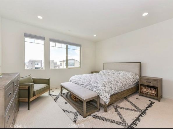 175 Frame, Irvine CA 92618