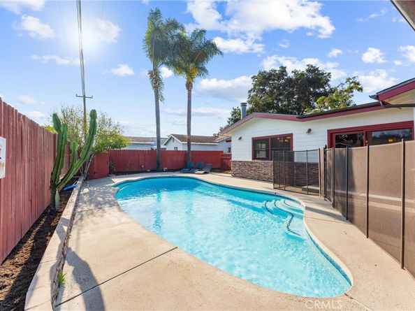 1944 W Lullaby Lane, Anaheim CA 92804