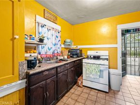 873 W Vernon, Los Angeles CA 90037