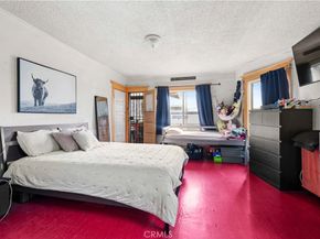 873 W Vernon, Los Angeles CA 90037