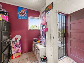 873 W Vernon, Los Angeles CA 90037