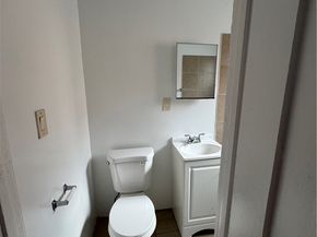 1636 Pacific, Long Beach CA 90813