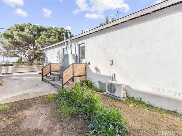 13206 S Vermont, Gardena CA 90247