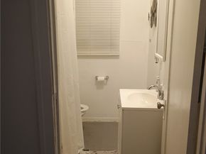 1605 W 87th, Los Angeles CA 90047