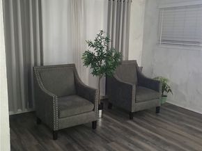 1605 W 87th, Los Angeles CA 90047