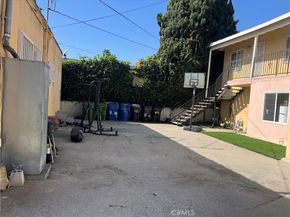 1605 W 87th, Los Angeles CA 90047