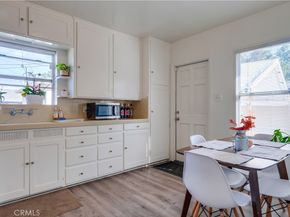 2709 E Van Buren, Long Beach CA 90810