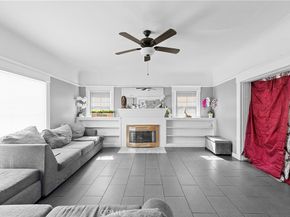 1665 Arlington, Los Angeles CA 90019