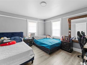 1665 Arlington, Los Angeles CA 90019