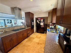 1016 W 51st Place, Los Angeles CA 90037