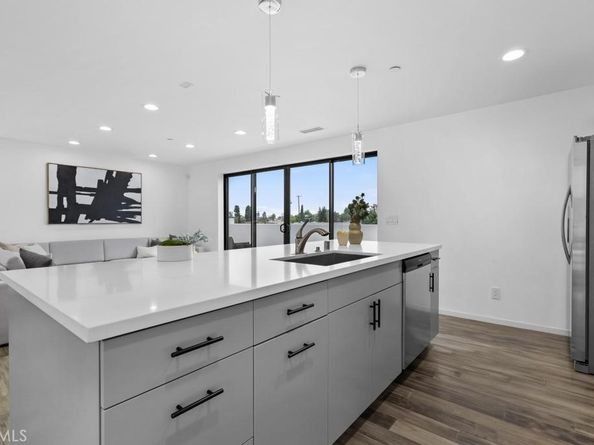 4136 1/2 Normal Avenue 1/2, Los Angeles CA 90029