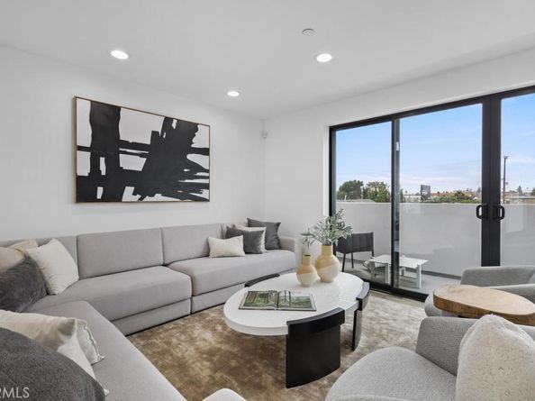 4136 1/2 Normal Avenue 1/2, Los Angeles CA 90029