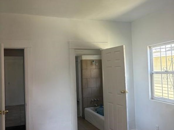 1413 E 77th Street, Los Angeles CA 90001