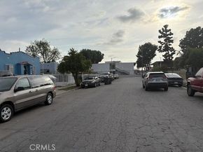 1413 E 77th Street, Los Angeles CA 90001