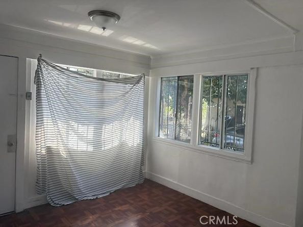 1413 E 77th Street, Los Angeles CA 90001