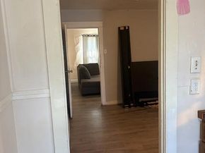 1413 E 77th Street, Los Angeles CA 90001