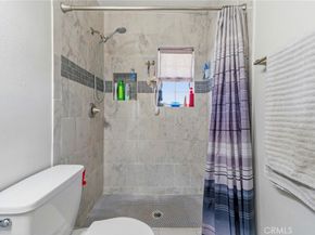 1033 Clintwood, La Puente CA 91744