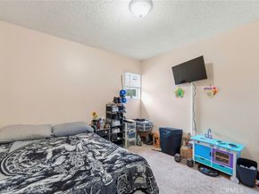 1033 Clintwood, La Puente CA 91744