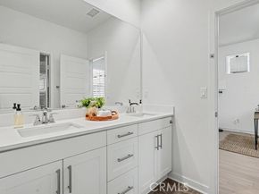 6914 Stonecrop, Fontana CA 92336