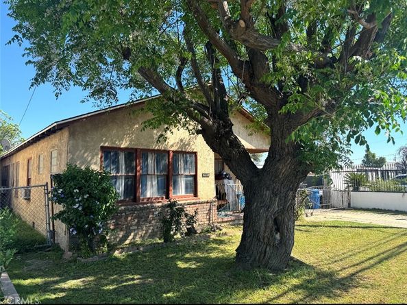 956 S Reservoir, Pomona CA 91766