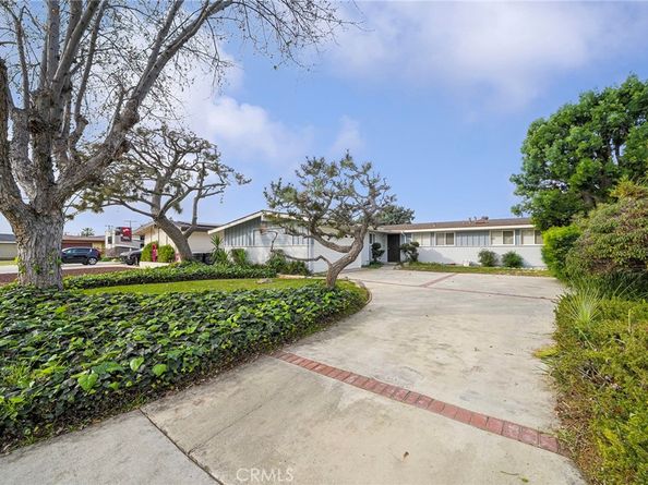 645 S Eastbury Avenue, Covina CA 91723