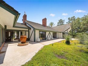 2360 Oakleaf Canyon Road, Walnut CA 91789