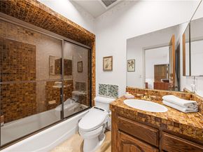 2360 Oakleaf Canyon Road, Walnut CA 91789