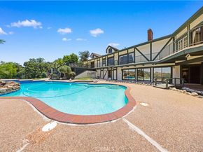 2360 Oakleaf Canyon Road, Walnut CA 91789