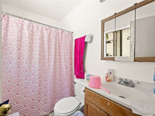 1385 N Marengo Avenue, Pasadena CA 91103