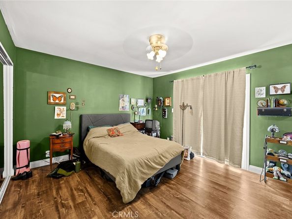 1385 N Marengo Avenue, Pasadena CA 91103