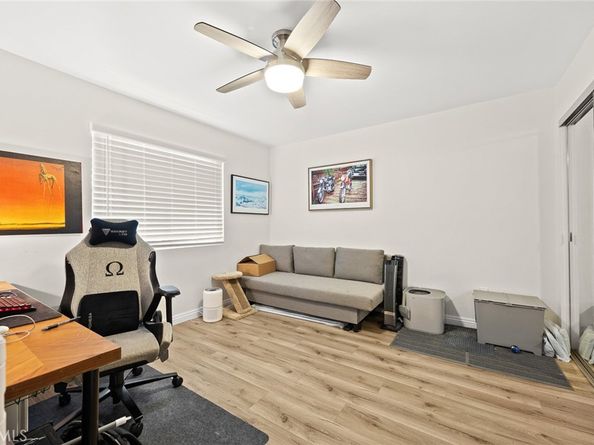 1385 N Marengo Avenue, Pasadena CA 91103