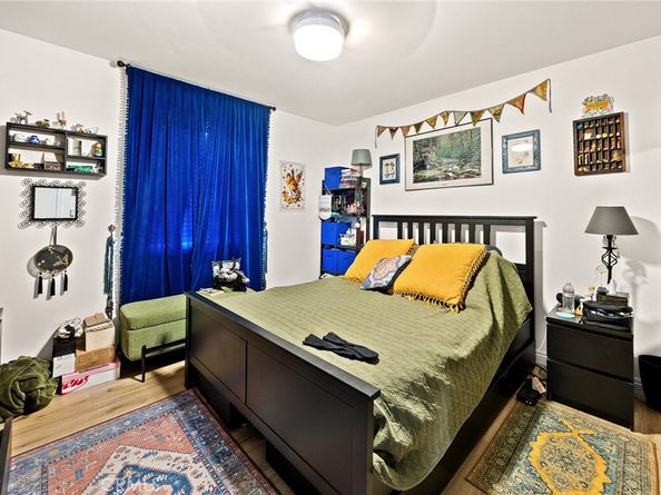 1385 N Marengo Avenue, Pasadena CA 91103