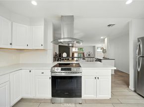 14937 Sherman Way 7, Van Nuys CA 91405