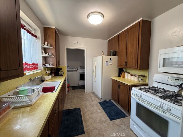 126 E 118th Place, Los Angeles CA 90061