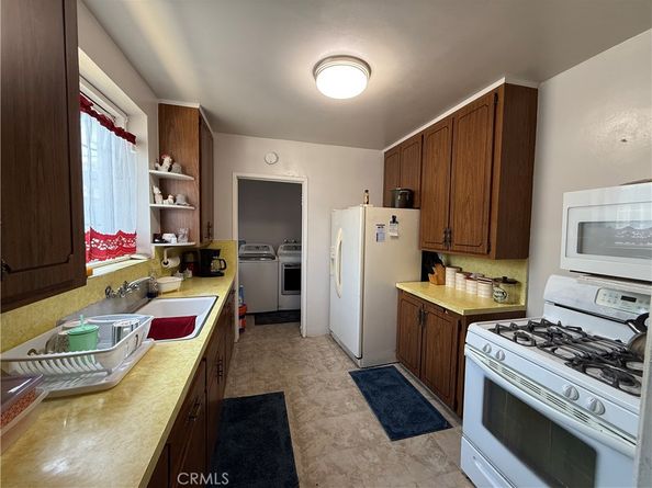 126 E 118th Place, Los Angeles CA 90061
