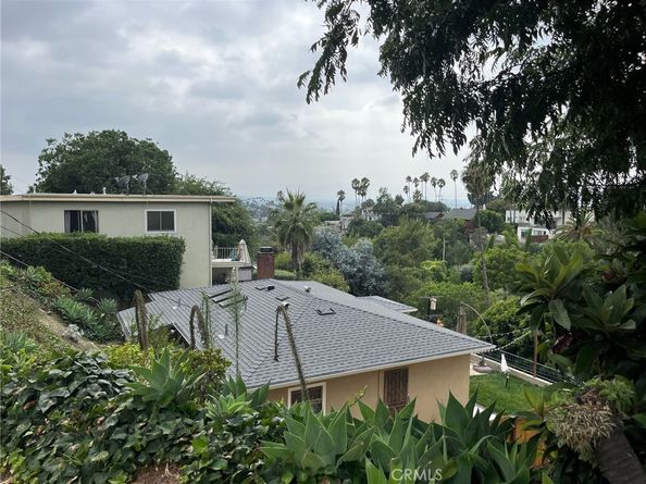 1832 Redcliff Street, Los Angeles CA 90026