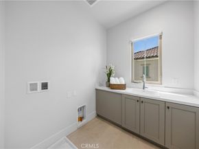 237 Pinnacle, Irvine CA 92602