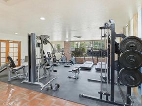 1517 E Garfield 32, Glendale CA 91205