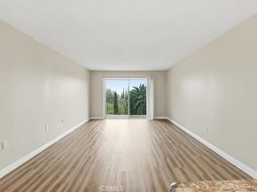 1517 E Garfield 32, Glendale CA 91205