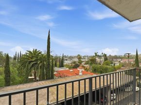 1517 E Garfield 32, Glendale CA 91205