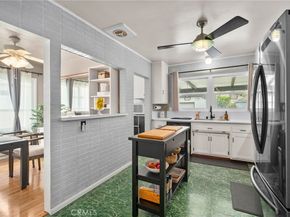 5523 Lakewood Boulevard, Lakewood CA 90712