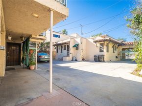 6130 Whitsett Ave, North Hollywood CA 91606