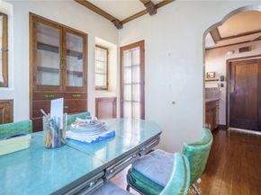 6130 Whitsett Ave, North Hollywood CA 91606