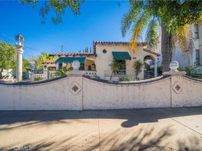 6130 Whitsett Ave, North Hollywood CA 91606