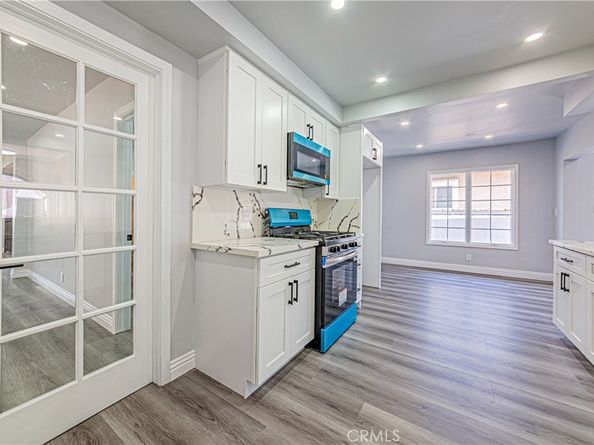 5334 S Victoria Avenue, Los Angeles CA 90043