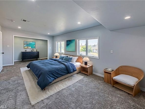 5334 S Victoria Avenue, Los Angeles CA 90043