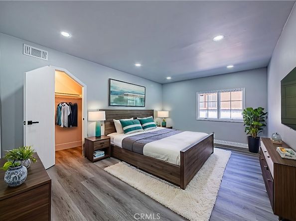 5334 S Victoria Avenue, Los Angeles CA 90043