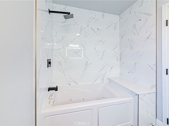 5334 S Victoria Avenue, Los Angeles CA 90043