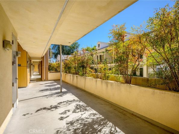 217 S Marengo 304, Pasadena CA 91101